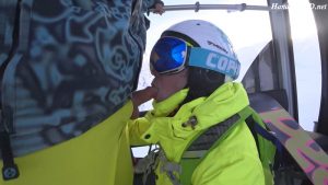 Public blowjob in the ski lift – Mia Bandini