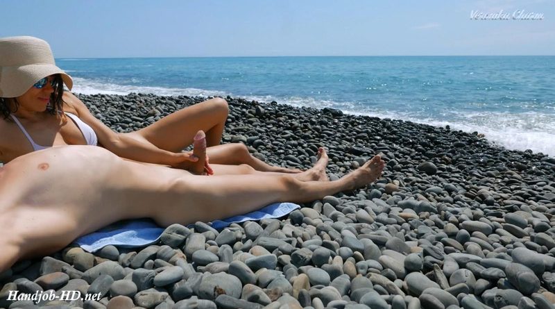 Young Stranger Made Hot Handjob On A Wild Nude Beach, Public Dick Massage – Veronika Charm