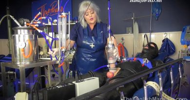 Treated At The Practice – The English Mansion – Domina Sara