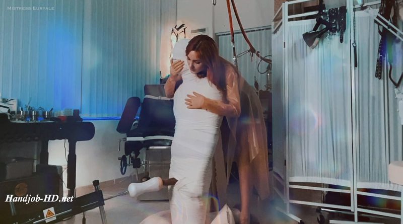 Bound & automated extraction in bandages – Mistress Euryale