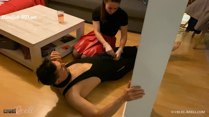 Reell-Bei-Cuckolds-Nur-Mit-Gummi-Cruel-Reell.jpg