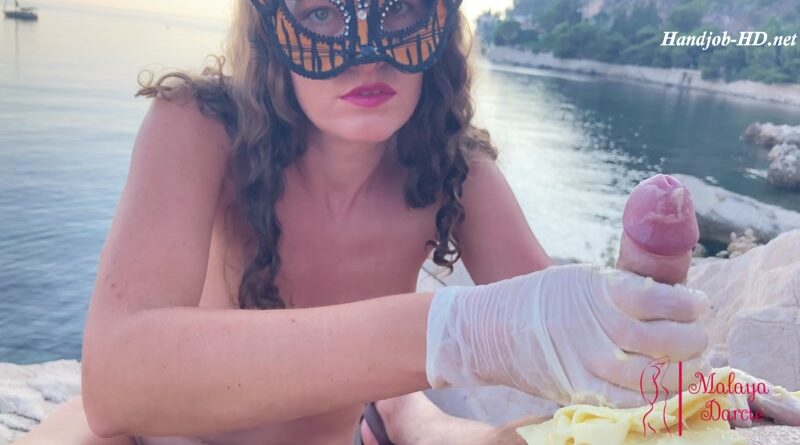 Public-Cheese-HandJob-By-Exhibitionist-Amateurs-Malaya-Darcie.jpg